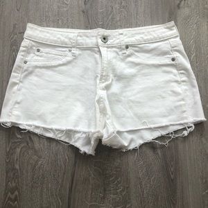 Articles of Society white denim shorts size 26